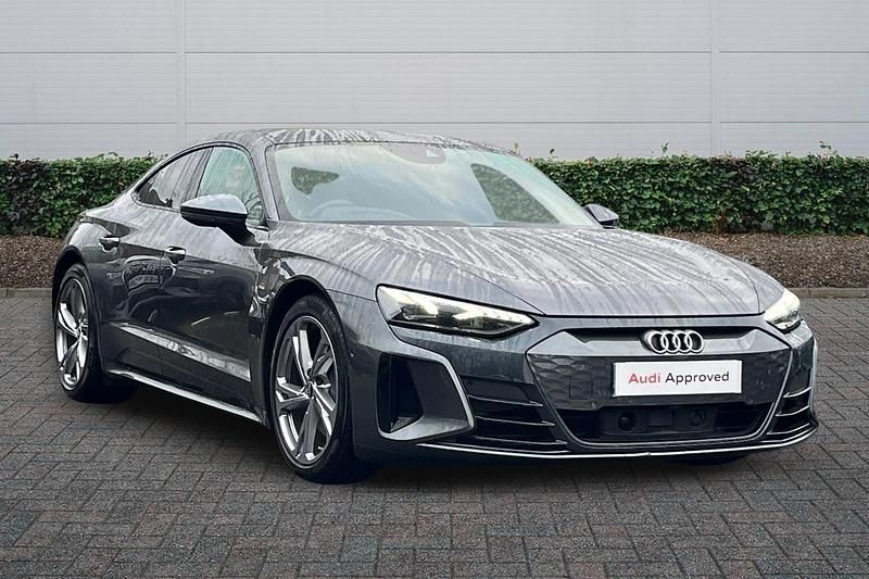 Used Audi e-tron 389 kW (530 HP) 2021 Daytona grey pearlescent SUV