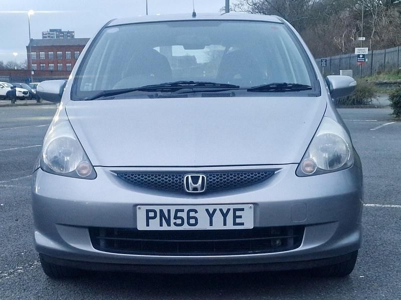 Used Honda Jazz SE 2006 Silver Hatchback