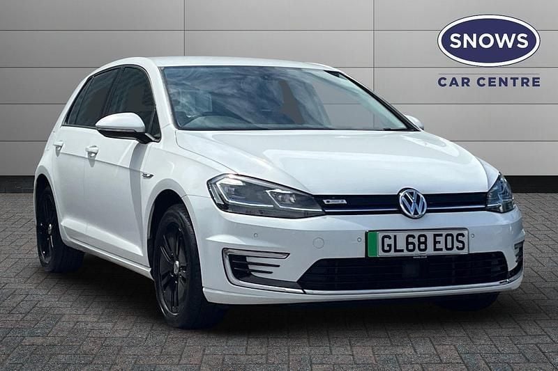 White Used 2018 VW e-Golf Hatchback | £9,033 (Fair price) - Image 1/4