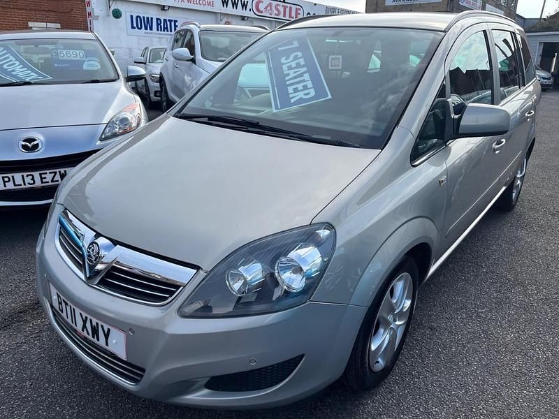Used Vauxhall Zafira 115 HP (84 kW) 2011 Silver MPV