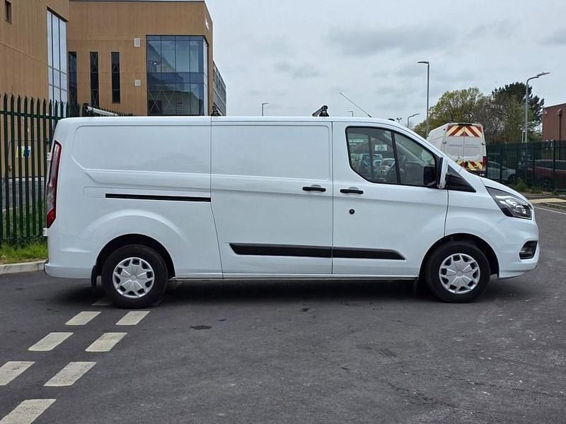 Used Ford Transit Custom Trend 105 HP (77 kW) 2019 White Van