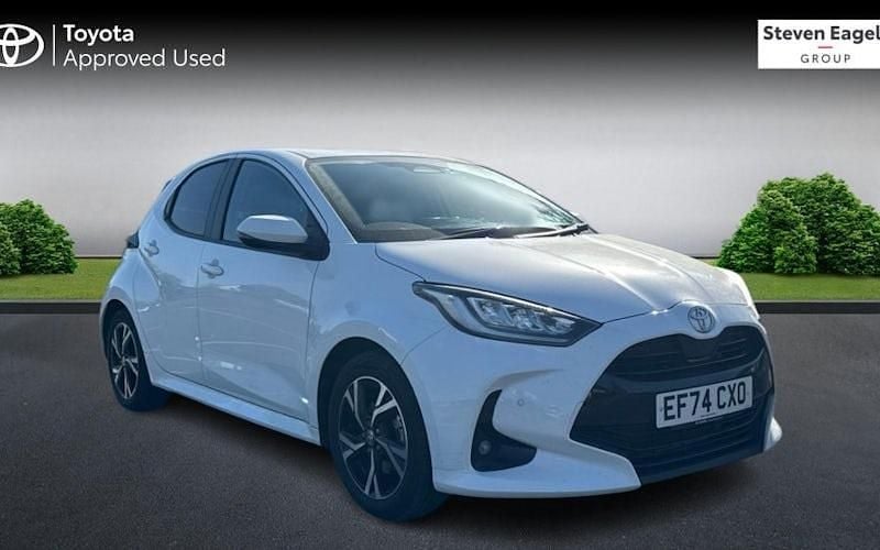 Used Toyota Yaris Hybrid Design 116 HP (85 kW) 2026 Hatchback