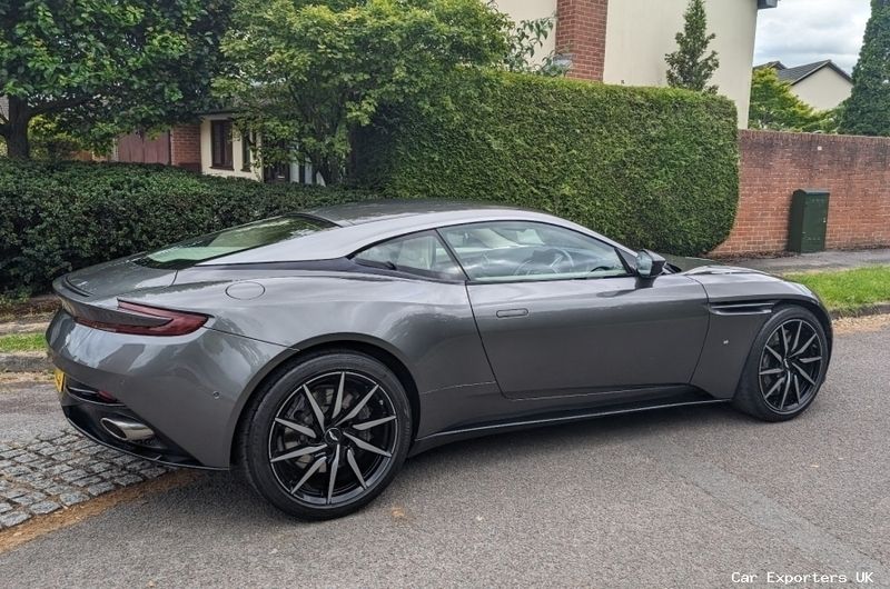 Used Aston Martin DB11 608 HP (447 kW) 2017 Coupe