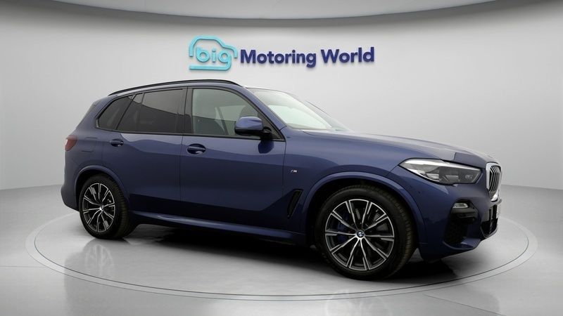 Used 2021 BMW X5 M Sport SUV | £36,300 (Super price) - Image 1/4