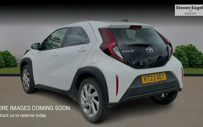 Used Toyota Aygo X PURE 72 HP (52 kW) 2025 SUV
