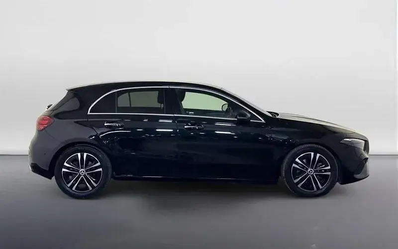 Used Mercedes A180 Executive 150 HP (110 kW) 2025 Black Hatchback