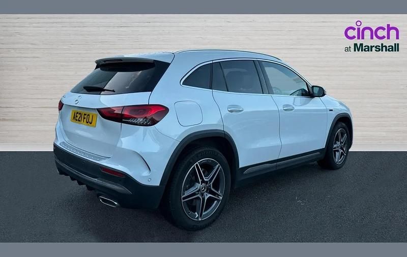 Used Mercedes GLA250 Premium 214 HP (157 kW) 2021 White SUV