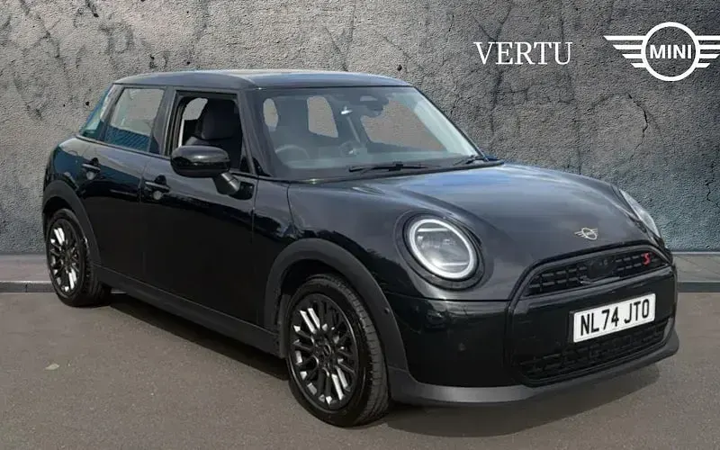 Used Mini Cooper Classic 150 kW (204 HP) 2026 Hatchback
