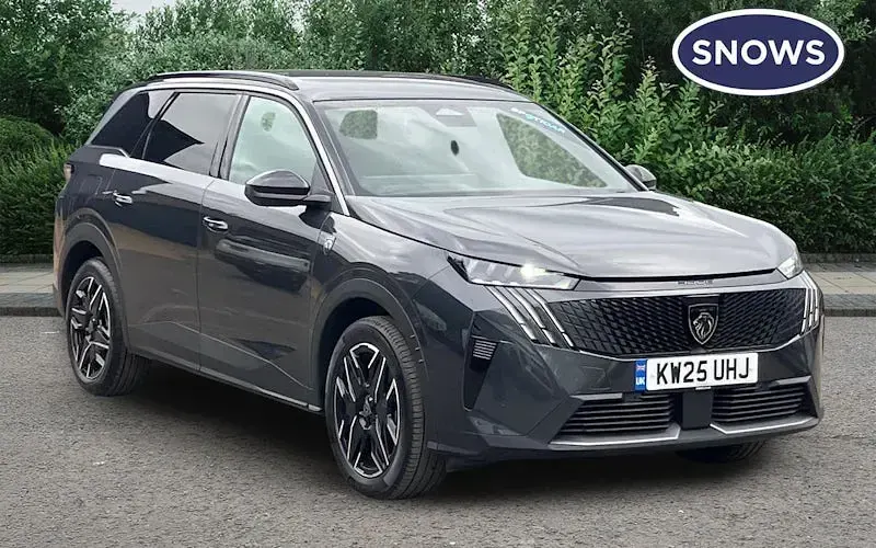 Usado Peugeot 5008 GTi 136 HP (100 kW) 2025 SUV