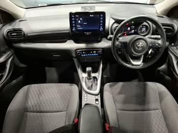 Used Toyota Yaris Hybrid Design 116 HP (85 kW) 2022 Grey Hatchback
