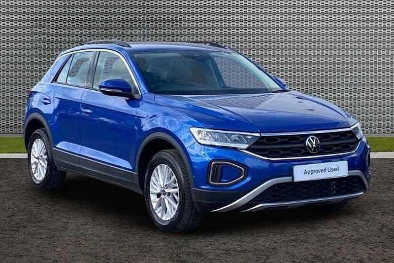 Used 2023 VW T-Roc SUV | £21,962 (Good price) - Image 1/4