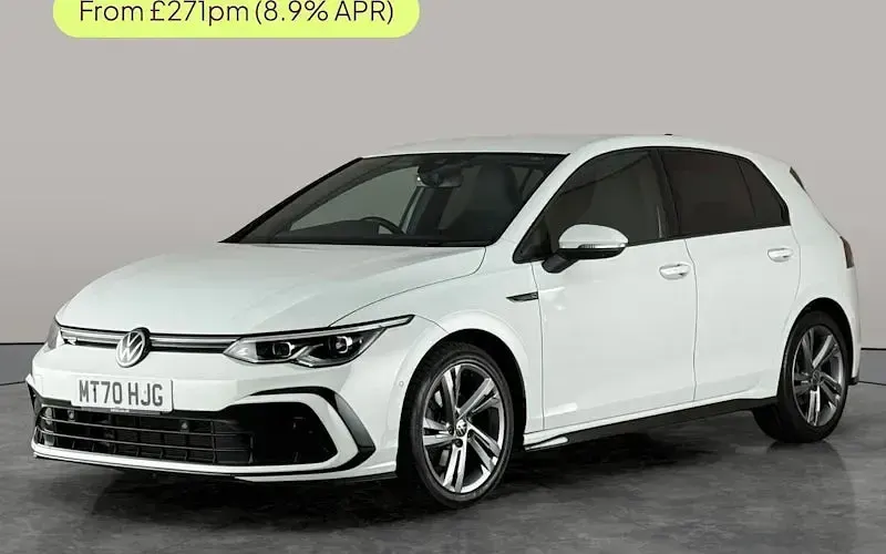 Second-hand VW Golf VIII R-line 150 CP (110 kW) 2024 Hatchback