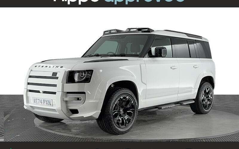 Used 2025 Land Rover Defender S SUV | £58,920 (Good price) - Image 1/4
