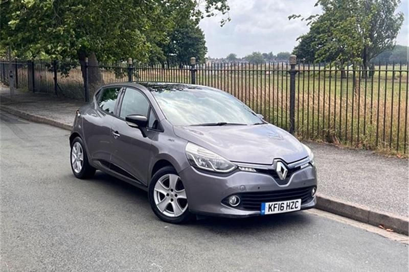 Grey Used 2016 Renault Clio IV Dynamique Hatchback | £4,495 (Good price) - Image 1/4