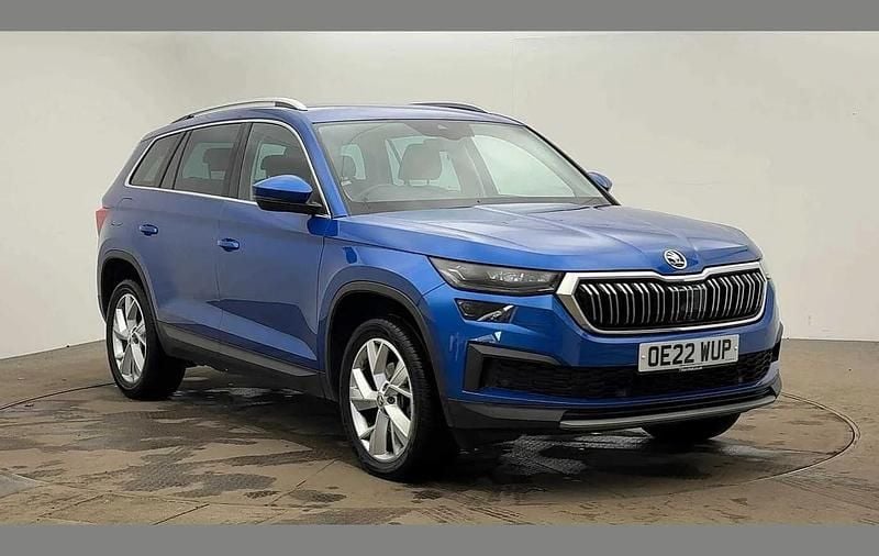 Race blue metallic Used 2022 Skoda Kodiaq SE L SUV | £21,995 (Fair price) - Image 1/4