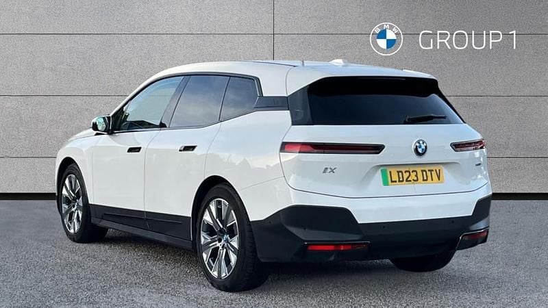 Used BMW iX Sport Line 239 kW (326 HP) 2023 White SUV