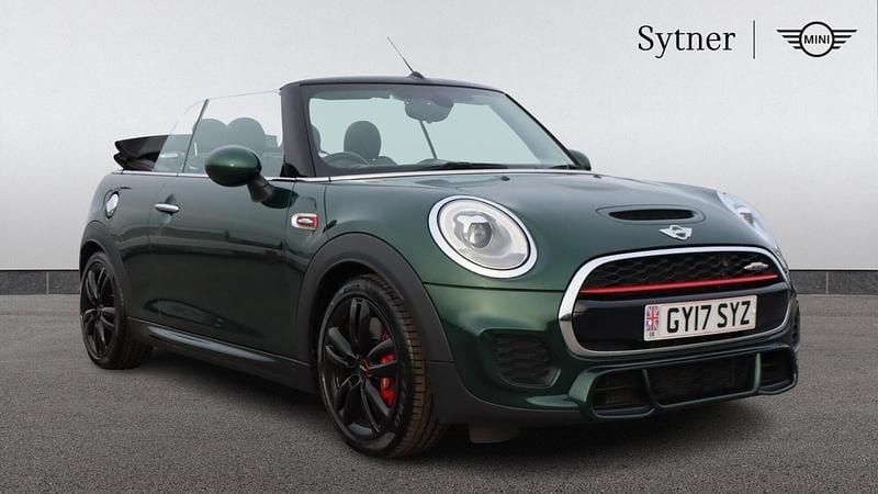 Used Mini John Cooper Works 228 HP (167 kW) 2017 Green Hatchback