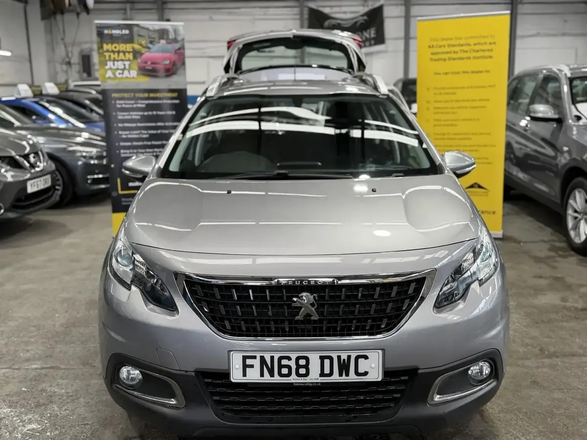 Used Peugeot 2008 Active 82 HP (60 kW) 2018 Grey SUV