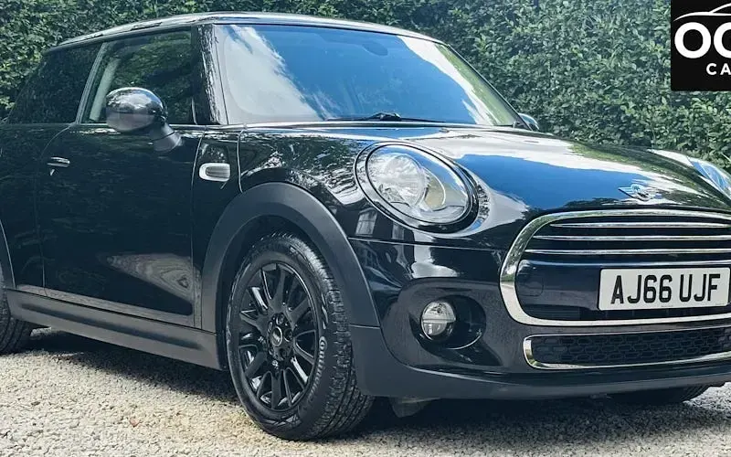 Used Mini Cooper Hatch 136 HP (100 kW) 2017 Hatchback