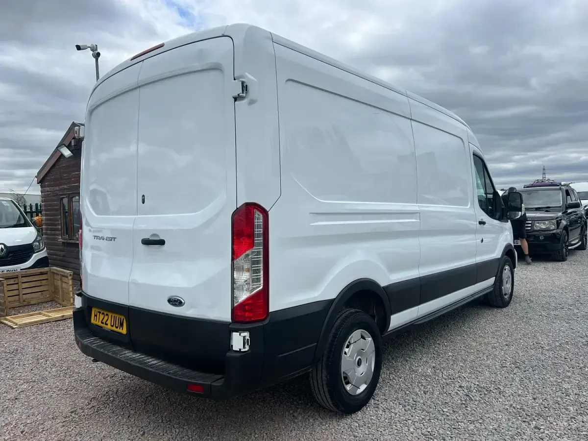 Used Ford Transit 130 HP (95 kW) 2022 White Van