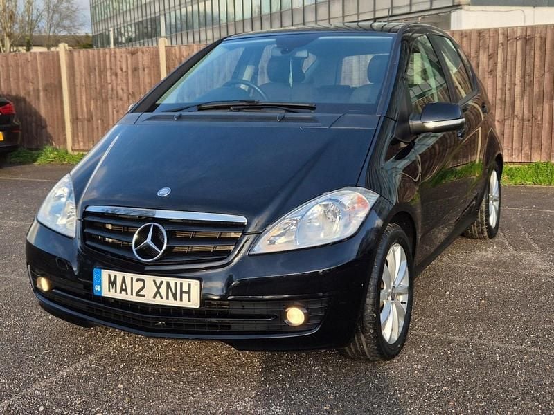Black Used 2012 Mercedes A160 Classic Hatchback | £4,000 (Good price) - Image 1/4