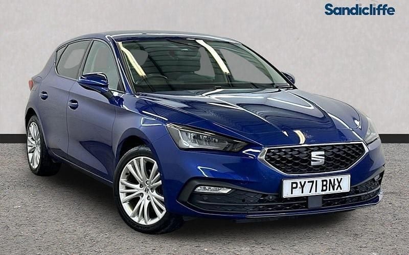 Used Seat Leon SE Dynamic 110 HP (80 kW) 2023 Blue Hatchback
