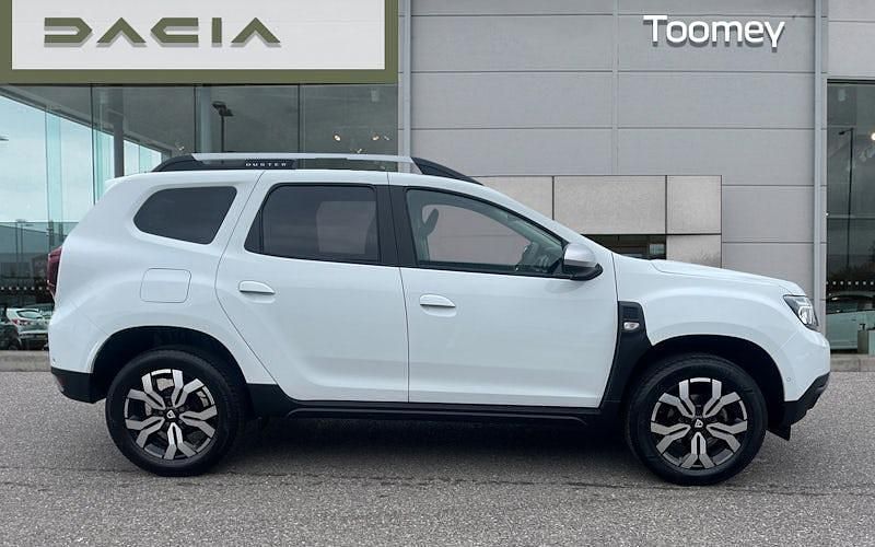 Used Dacia Duster Prestige 101 HP (74 kW) 2022 White SUV