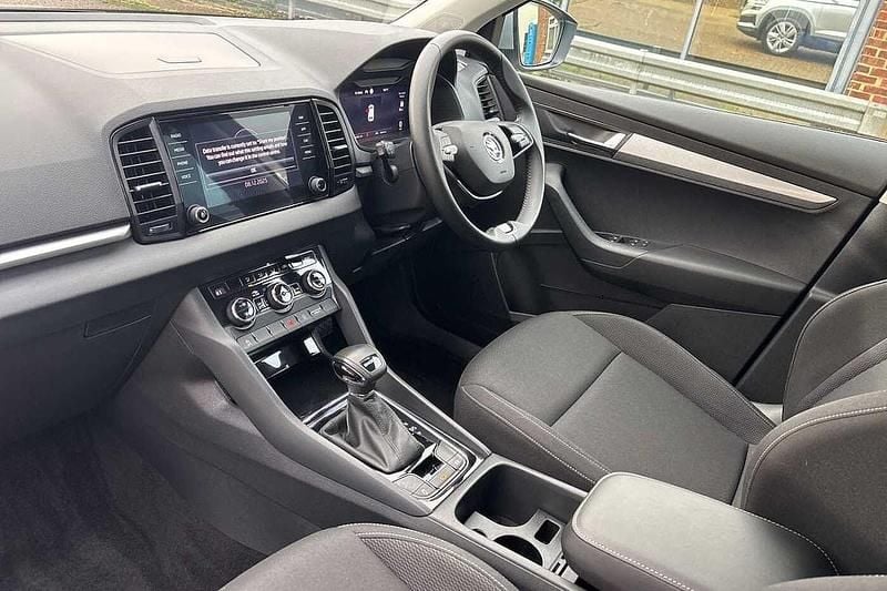 Used Skoda Karoq SE Drive 110 HP (80 kW) 2024 Brilliant silver metallic SUV