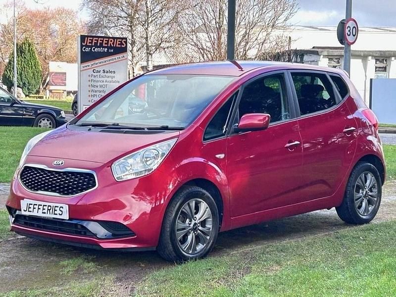 Used Kia Venga 2015 Red Hatchback