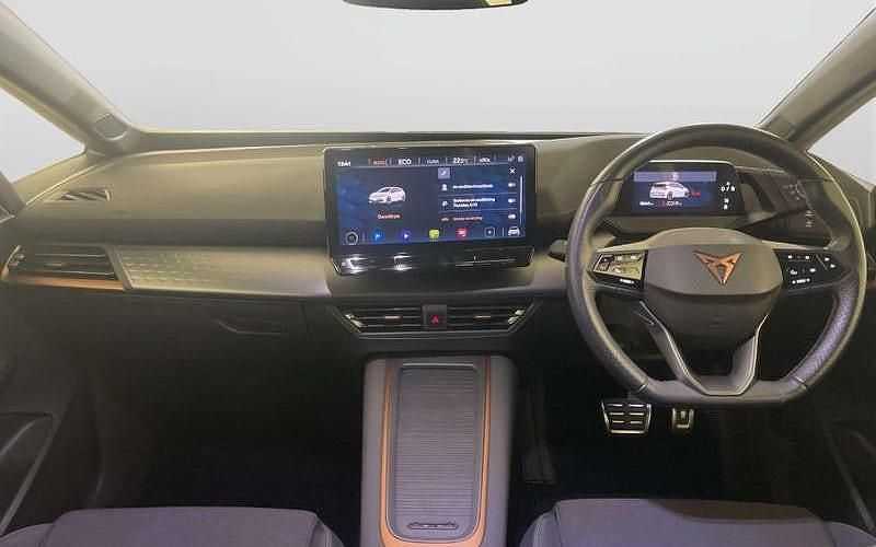 Usado Cupra Born 150 kW (204 CV) 2023 Gris Utilitario