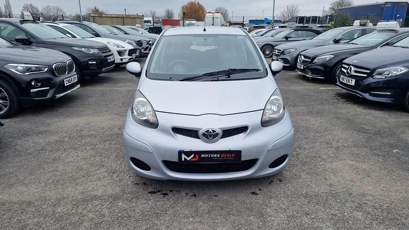 Used Toyota Aygo 2011 Silver Hatchback