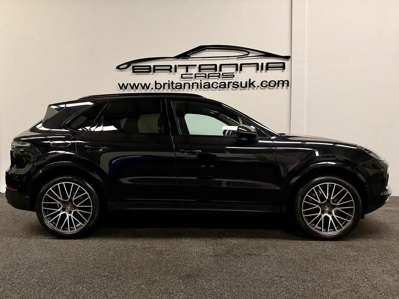 Used Porsche Cayenne 2018 Black SUV