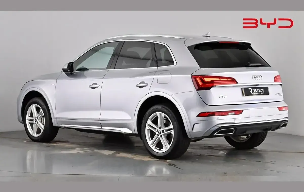 Used Audi Q5 S-Line 299 HP (219 kW) 2022 Floret silver SUV