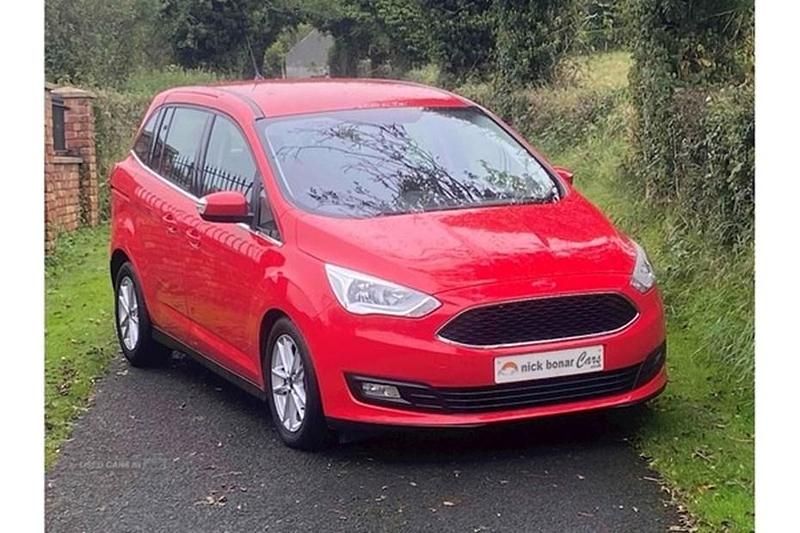 Red Used 2016 Ford Grand C-Max Zetec MPV | £5,995 (Good price) - Image 1/1