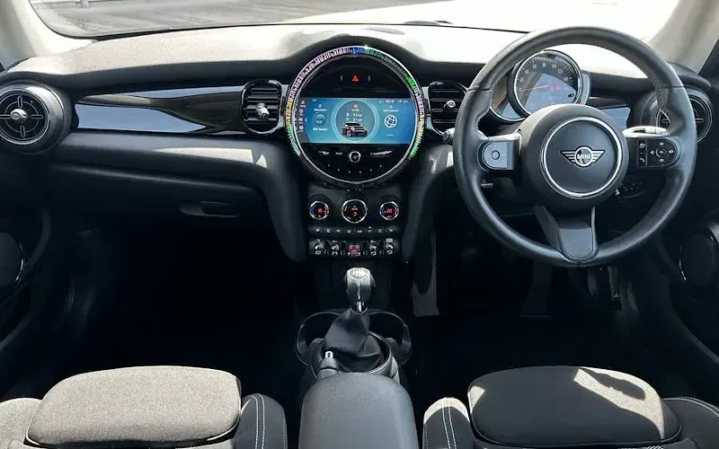 Used Mini Cooper S Classic 178 HP (130 kW) 2022 Grey Hatchback