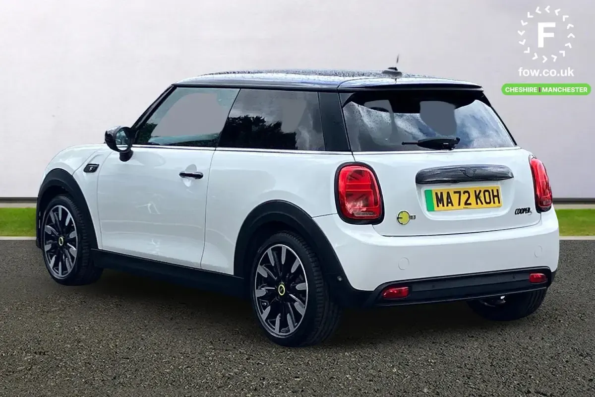 Used Mini Cooper S Level 3 135 kW (184 HP) 2023 White Hatchback