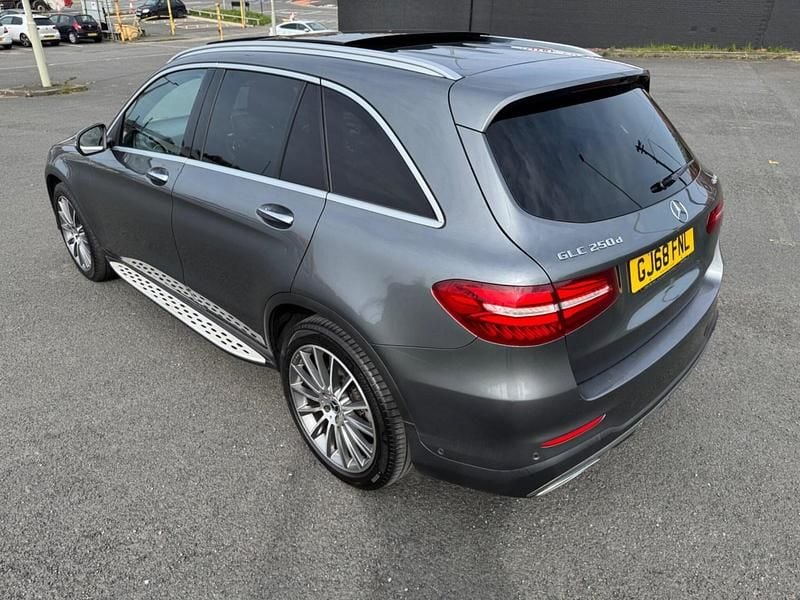 Used Mercedes GLC250 AMG Line Premium 204 HP (150 kW) 2018 Grey Estate