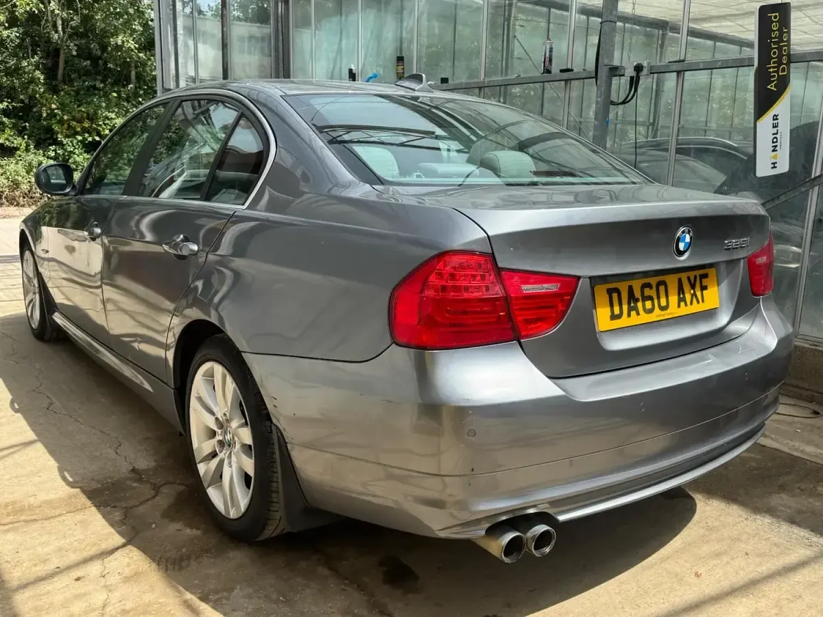 Used BMW 325 Comfort Edition 2010 Grey Sedan