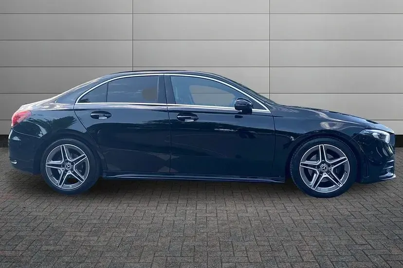 Used Mercedes A180 Executive 116 HP (85 kW) 2019 Black Sedan