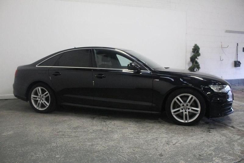 Begagnad Audi A6 S-Line 2012 Svart Sedan