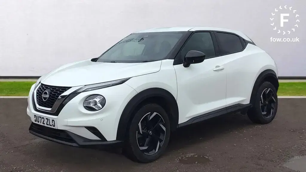 Used Nissan Juke N-Connecta 114 HP (83 kW) 2022 White SUV
