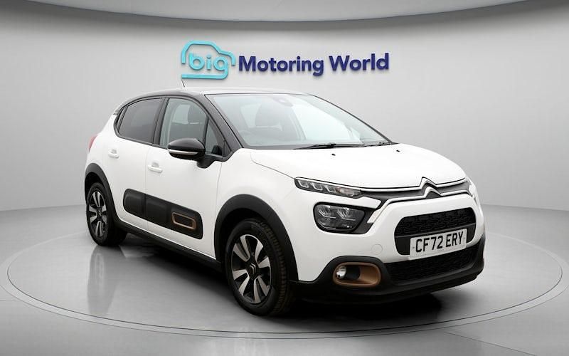 Used Citroën C3 PureTech 83 HP (61 kW) 2023 White Hatchback
