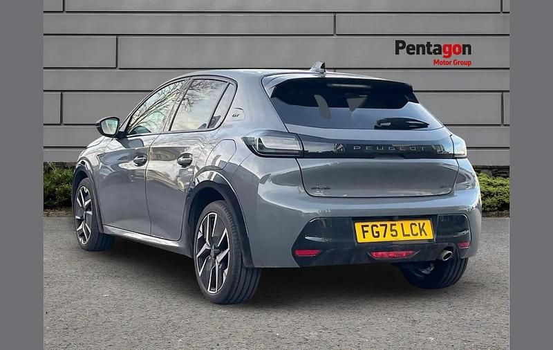 Used Peugeot 208 Premium 99 HP (72 kW) 2025 Other Hatchback