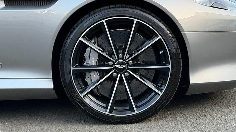 Used Aston Martin DB9 540 HP (397 kW) 2015 Silver Coupe