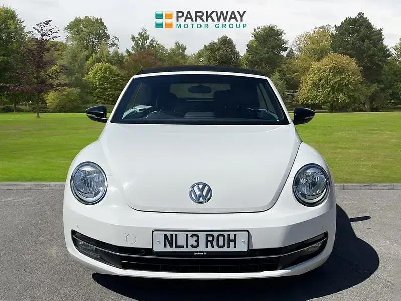 Used VW Beetle Edition 2013 White Hatchback