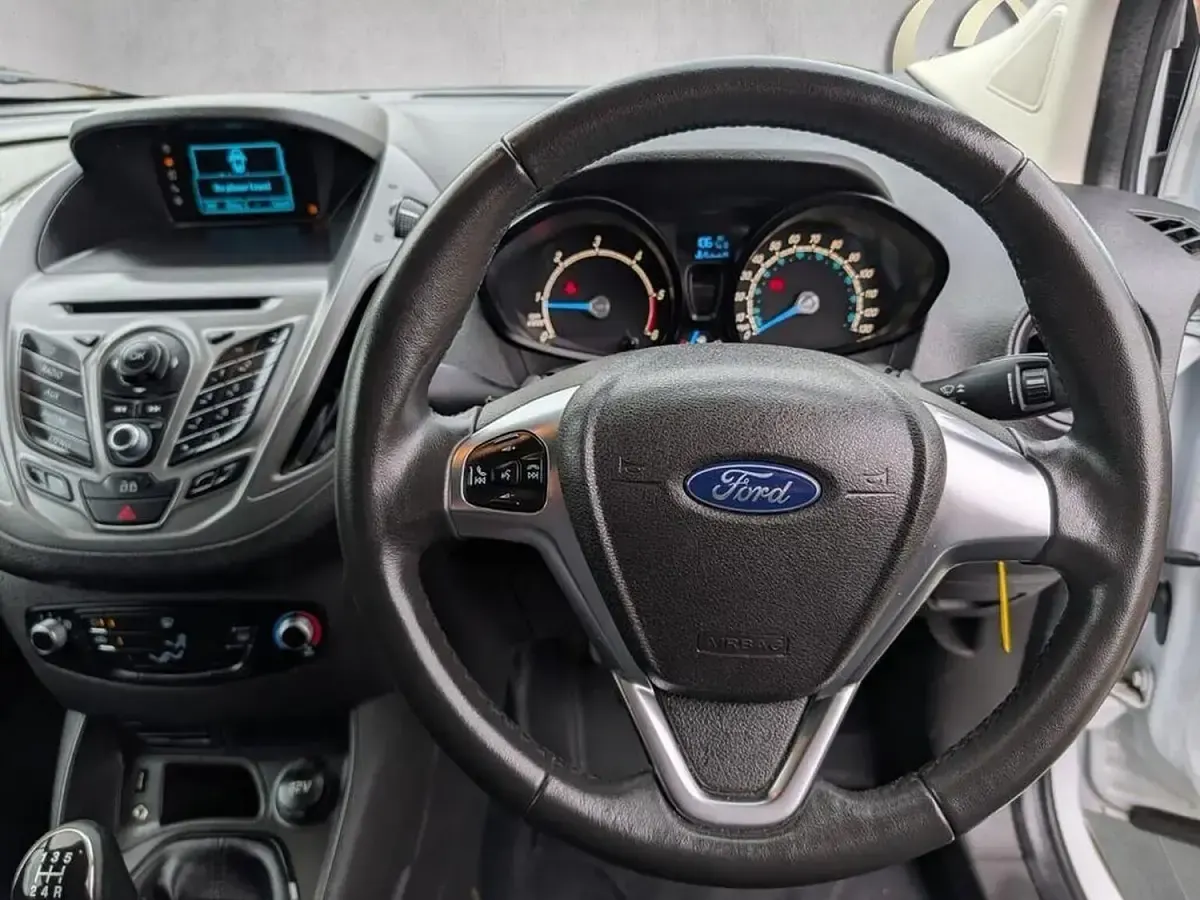 Used Ford Transit Trend 2015 White Van