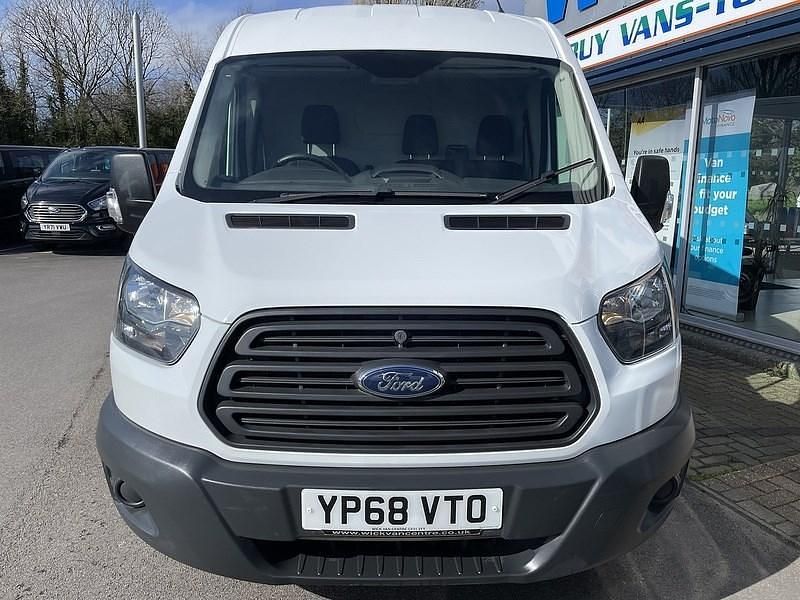 Used Ford Transit 105 HP (77 kW) 2018 White Van