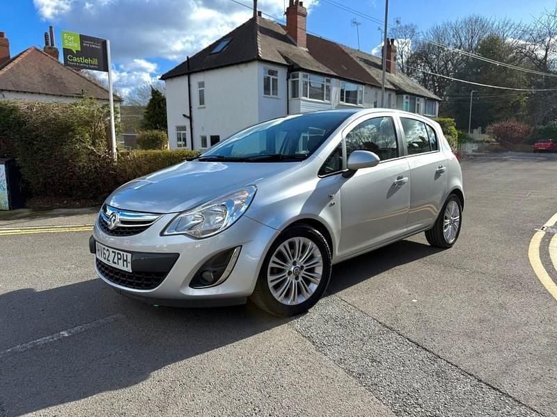 Used Vauxhall Corsa 90 HP (66 kW) 2013 Silver Hatchback