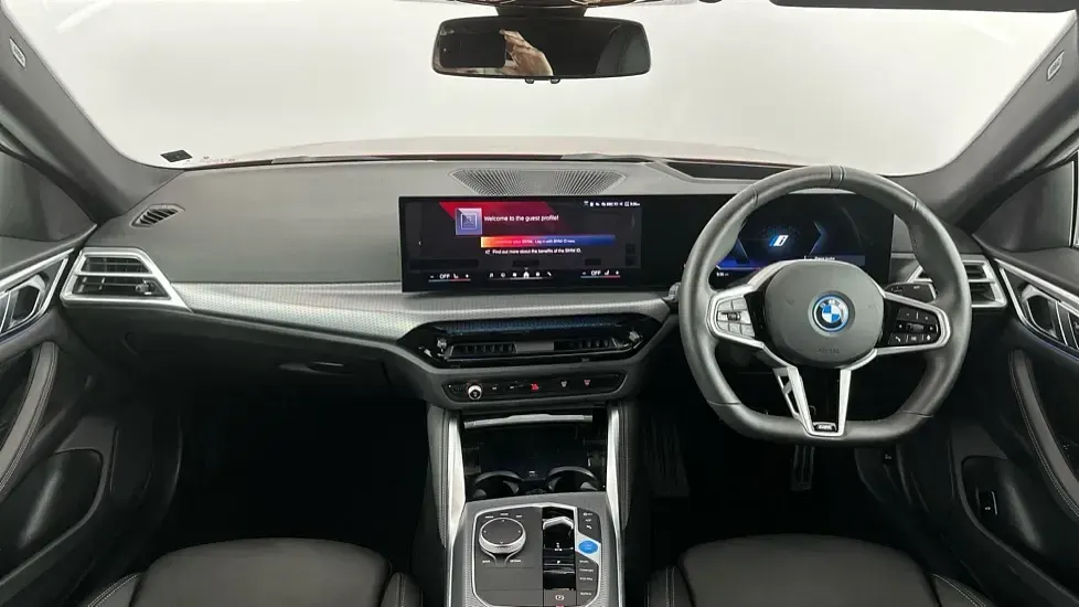 Used BMW i4 M Sport 246 kW (335 HP) 2025 Red Sedan