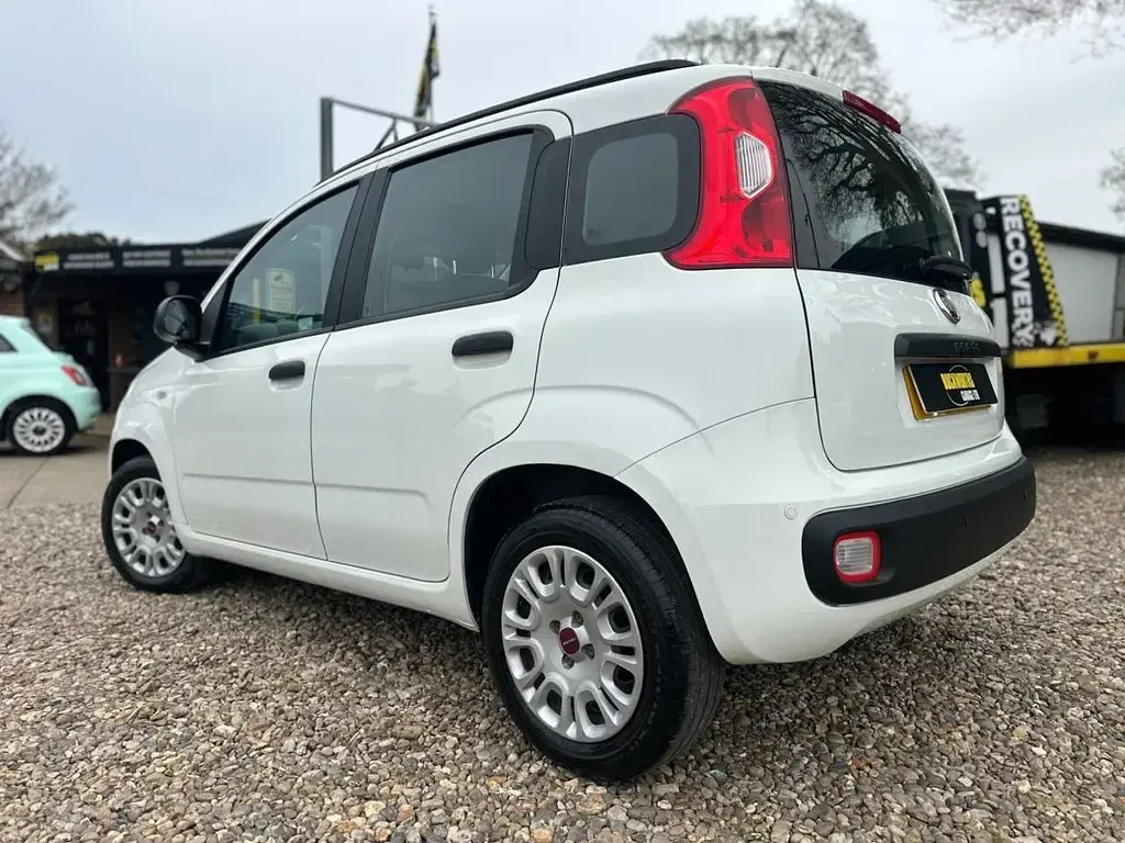 Used Fiat Panda Easy 69 HP (50 kW) 2020 White Hatchback